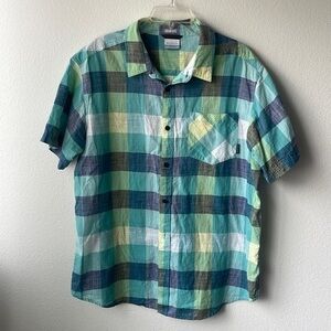 Columbia shirt short sleeve collared plaid pastel blue colored size XL